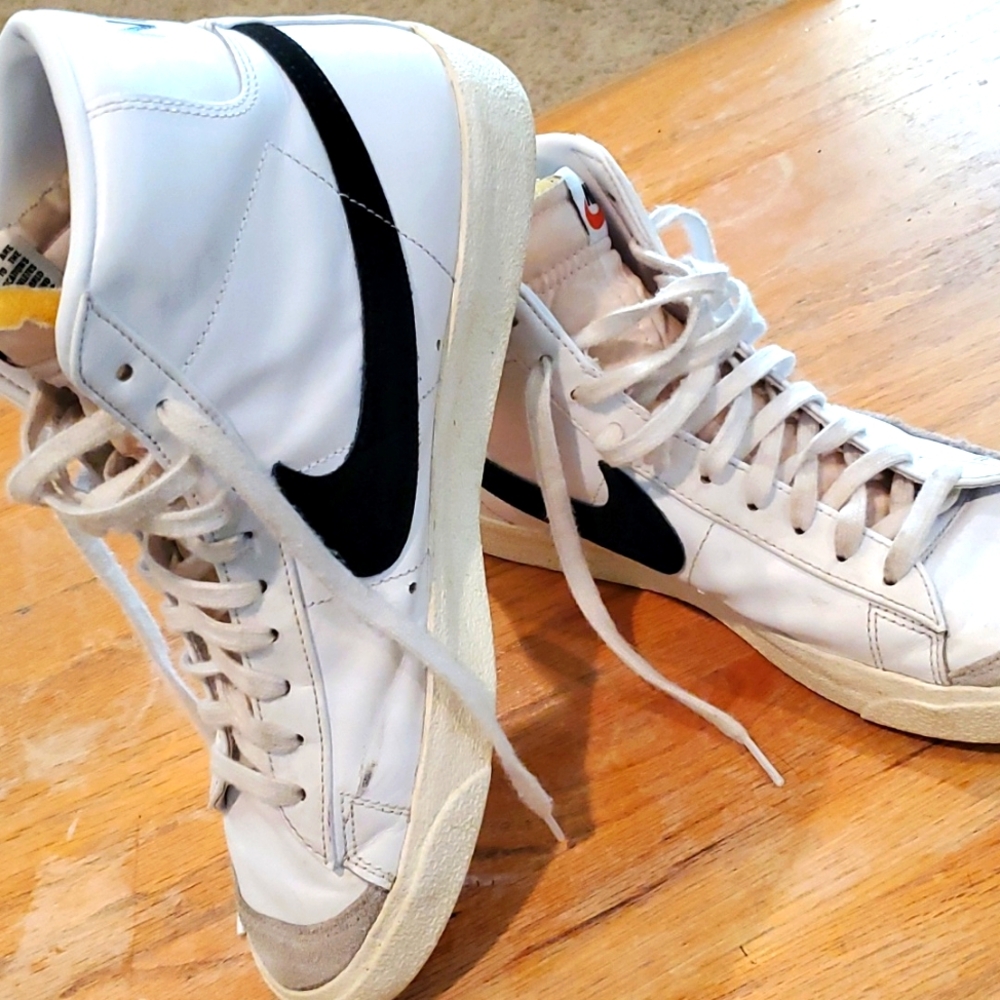 Nike High Tops  🟥 tote